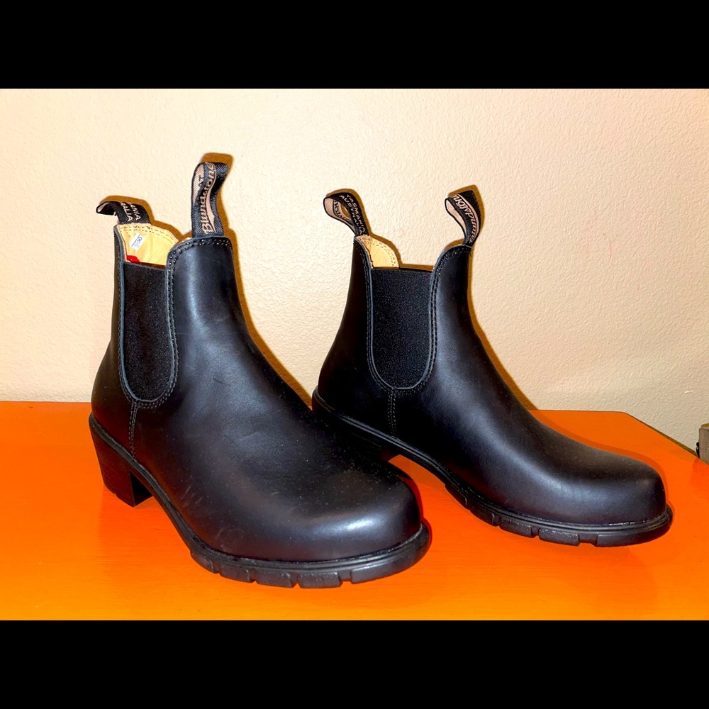 Blundstone Heeled Boot NWOT